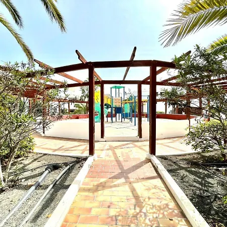 Coqueto Apartamento Con Wifi, Cerca De Playa Los Charcos *
