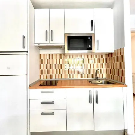 Coqueto Apartamento Con Wifi, Cerca De Playa Los Charcos *