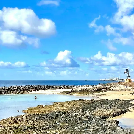 Coqueto Apartamento Con Wifi, Cerca De Playa Los Charcos Costa Teguise
