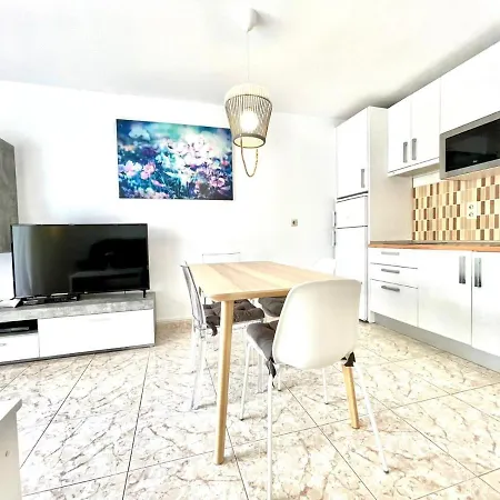 Coqueto Apartamento Con Wifi, Cerca De Playa Los Charcos * Costa Teguise