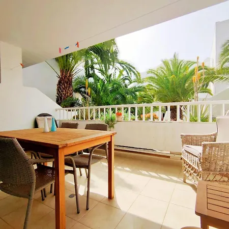 Coqueto Apartamento Con Wifi, Cerca De Playa Los Charcos *